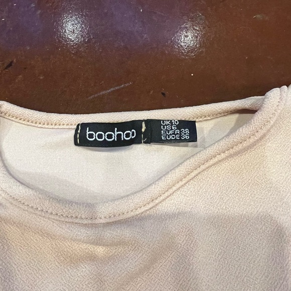 Cream Boohoo cap sleeve thong bodysuit - Picture 3 of 5